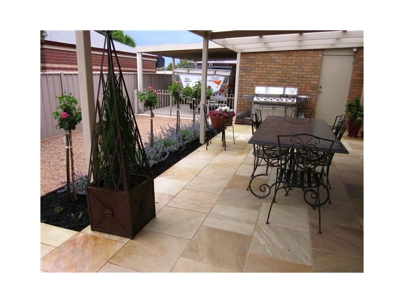 49 Warren Street, Kyneton VIC 3444