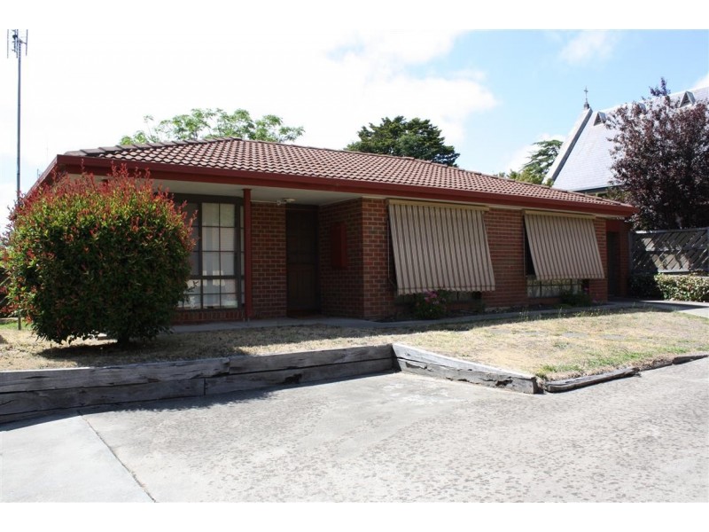 2/21 Hutton Street,, Kyneton VIC 3444