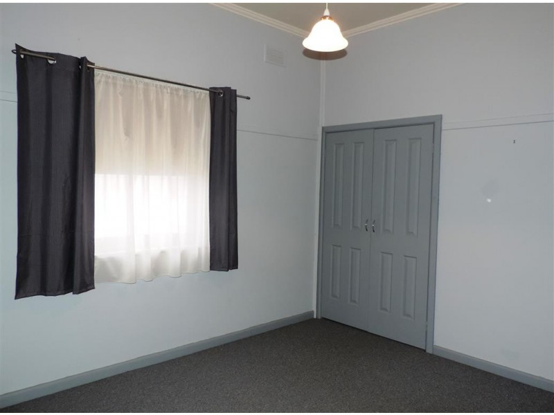 99 High Street,, Taradale VIC 3447