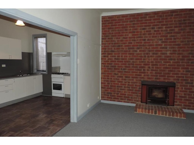 99 High Street,, Taradale VIC 3447