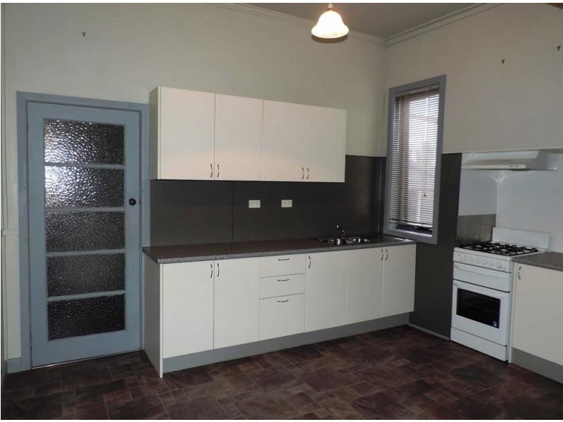 99 High Street,, Taradale VIC 3447