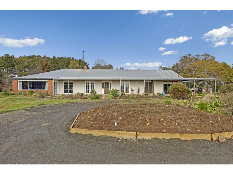 48 Alisons Road, Drummond North VIC 3446