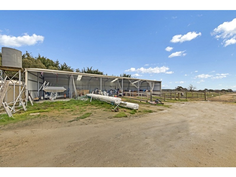 48 Alisons Road, Drummond North VIC 3446