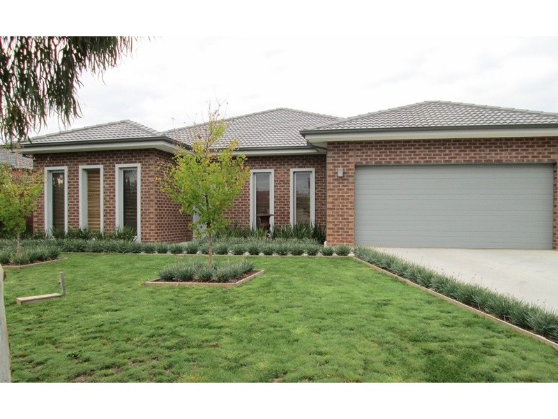 5 Mayfair Way, Kyneton VIC 3444