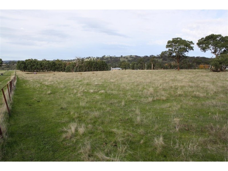 29 David Drive, Taradale VIC 3447