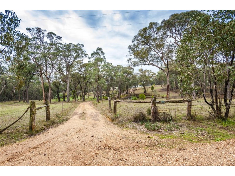 334 Scobles Road,, Drummond VIC 3461