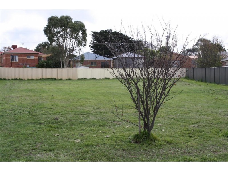 5 Banksia Crescent,, Kyneton VIC 3444