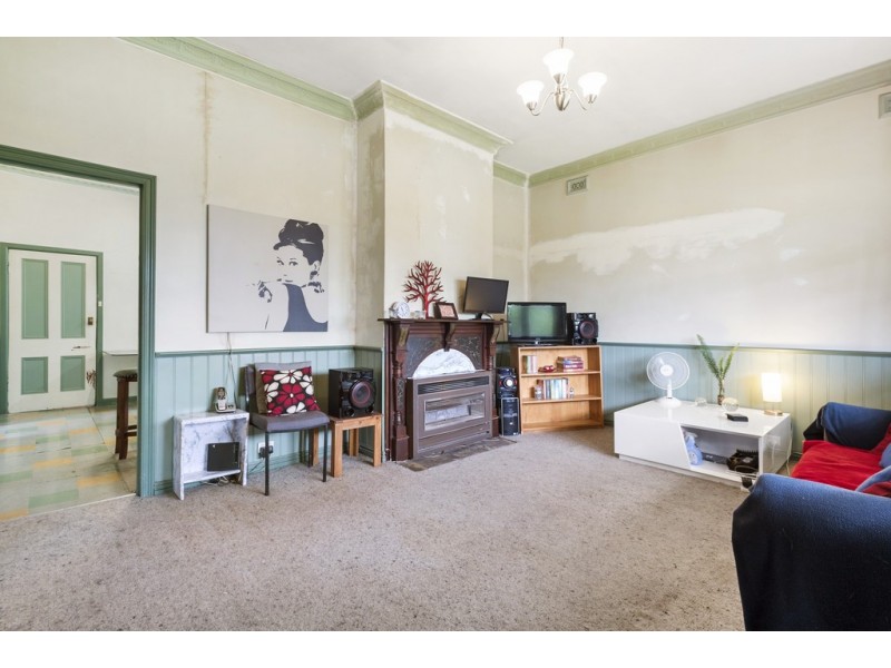 77 Mitchell Street, Kyneton VIC 3444