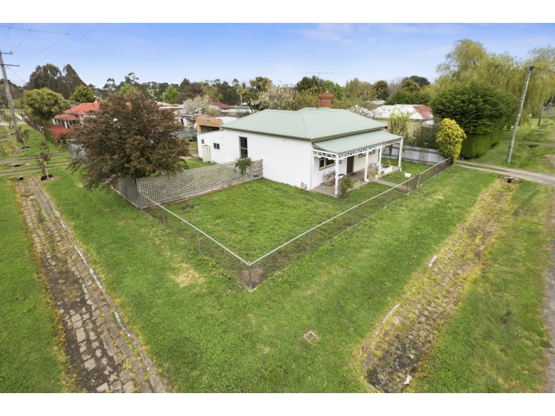 77 Mitchell Street, Kyneton VIC 3444