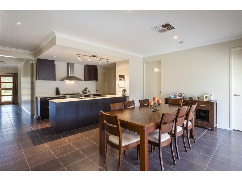 1942 Calder Highway, Taradale VIC 3447