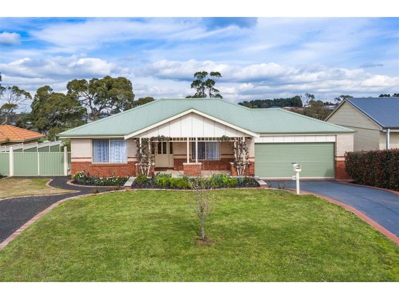 15 Drovers Retreat,, Romsey VIC 3434