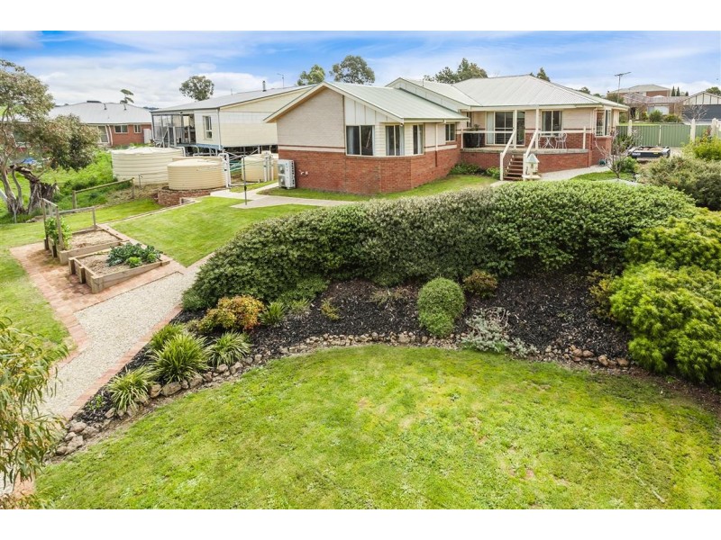 15 Drovers Retreat,, Romsey VIC 3434