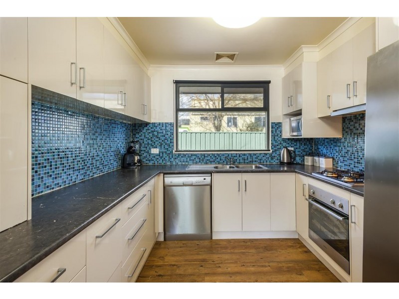 37 Yaldwyn Street West,, Kyneton VIC 3444