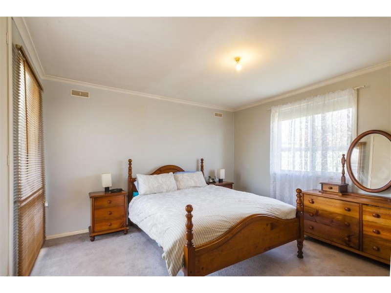37 Yaldwyn Street West,, Kyneton VIC 3444