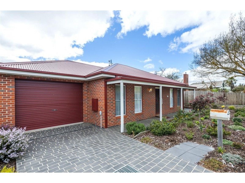 14 Mitchell Street,, Kyneton VIC 3444