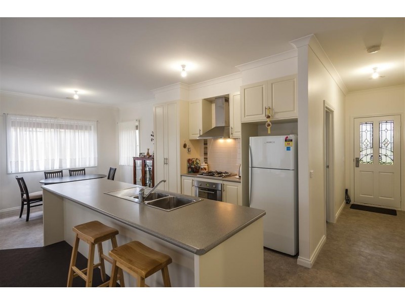 14 Mitchell Street,, Kyneton VIC 3444