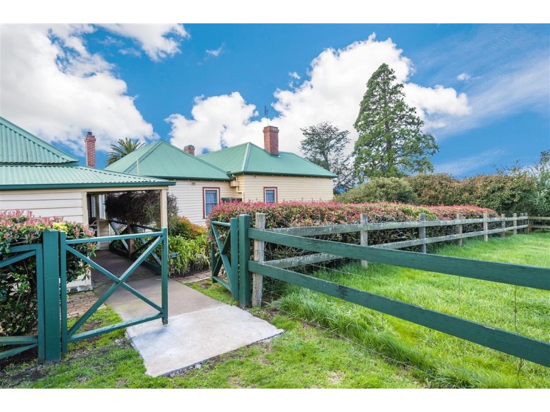 164 Carlsruhe Central Road,, Kyneton South VIC 3444