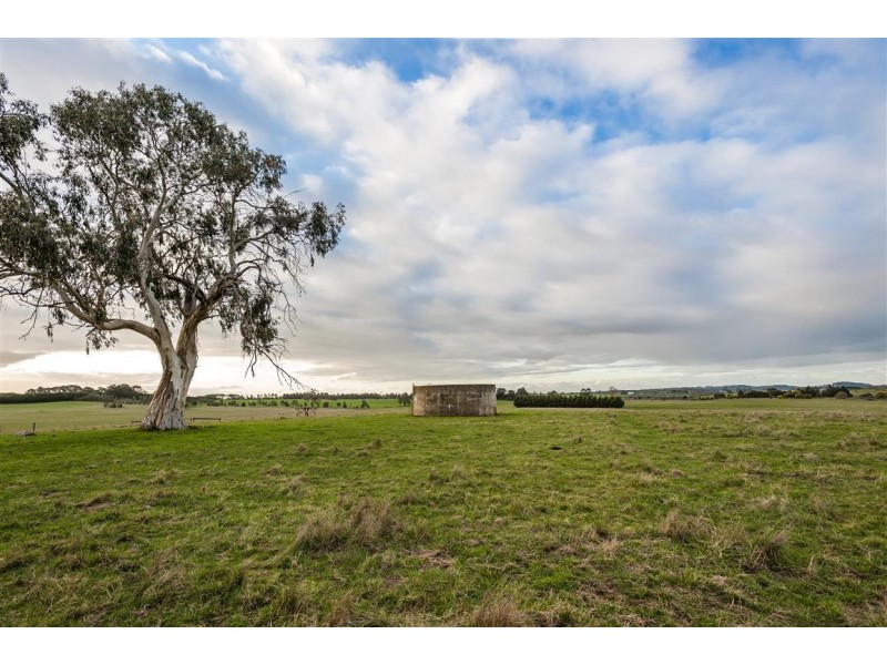 164 Carlsruhe Central Road,, Kyneton South VIC 3444