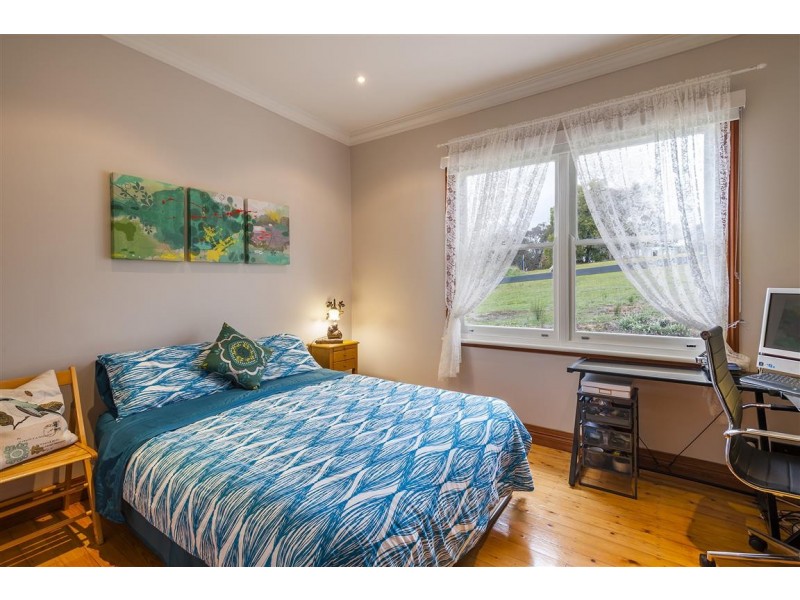 6 Shepherds Hill Road,, Lauriston VIC 3444