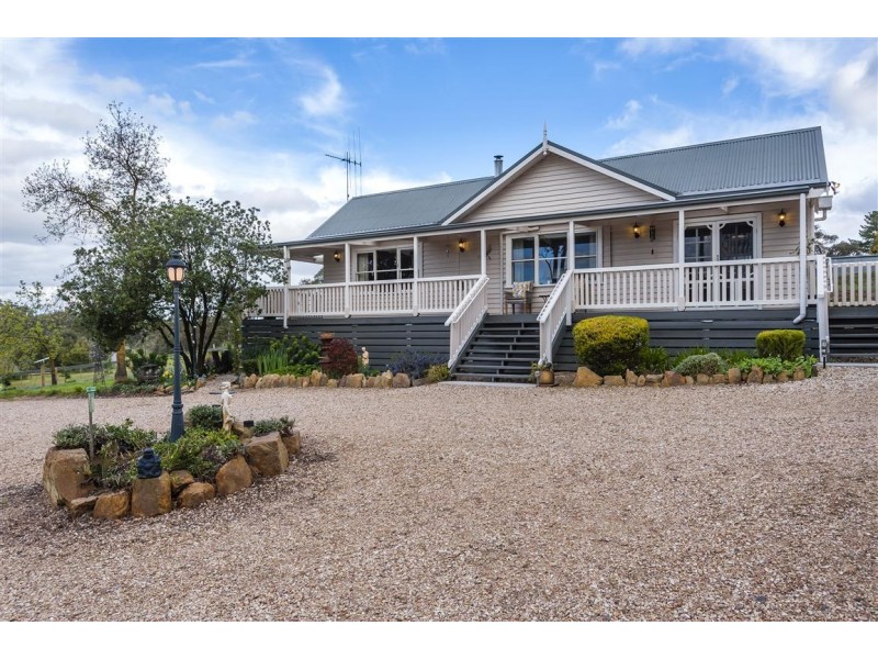 6 Shepherds Hill Road,, Lauriston VIC 3444