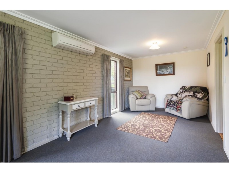 279 Burton Avenue, Kyneton VIC 3444