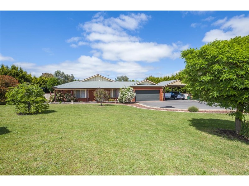 12 Tattersall Drive,, Kyneton VIC 3444