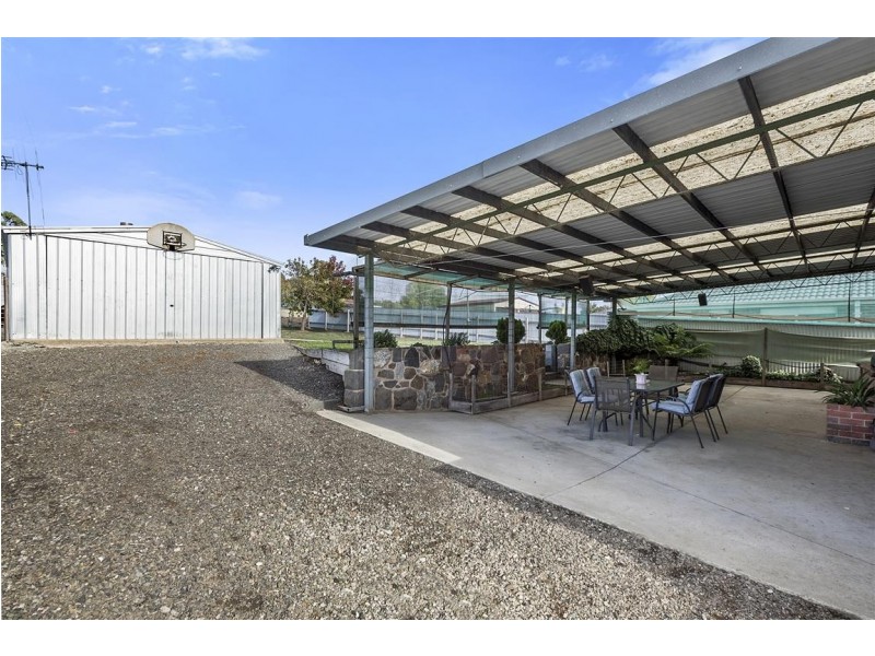 18 Palmer Place, Kyneton VIC 3444