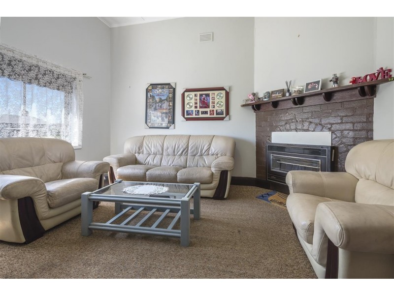 36 Bowen Street, Kyneton VIC 3444