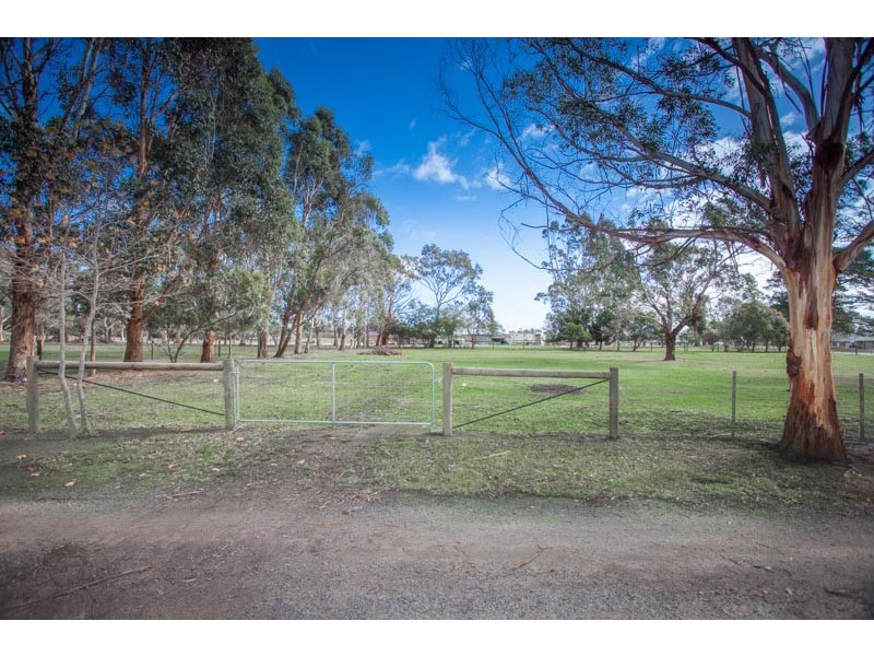 134 Pipers Creek Road, Kyneton VIC 3444