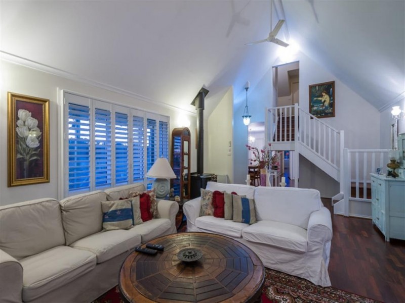 247 Burton Avenue, Kyneton VIC 3444