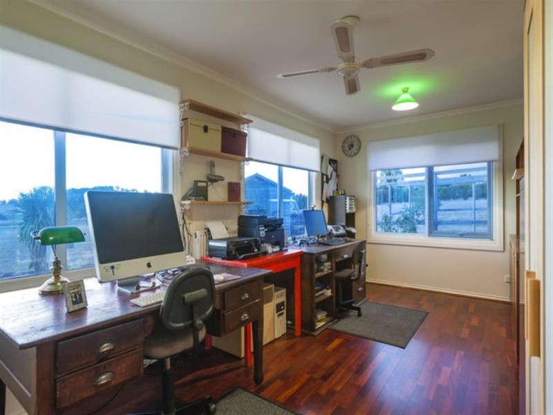 247 Burton Avenue, Kyneton VIC 3444