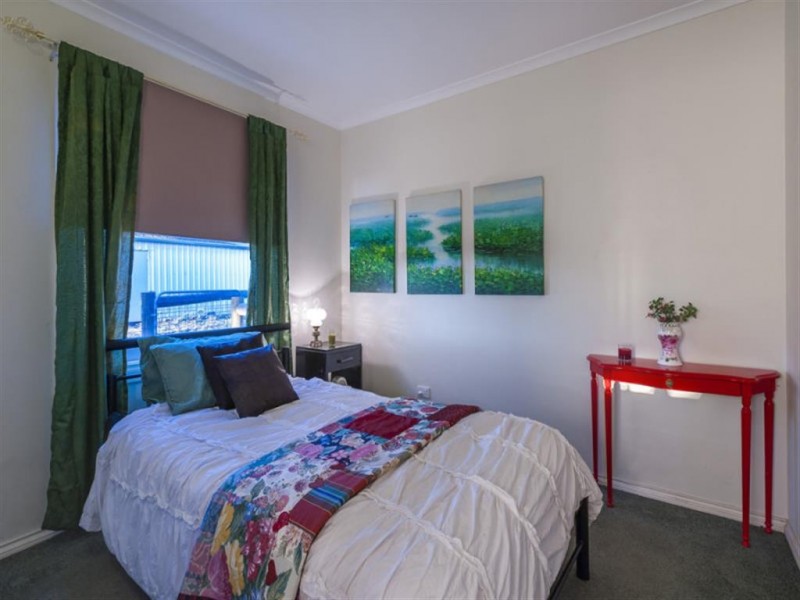 247 Burton Avenue, Kyneton VIC 3444