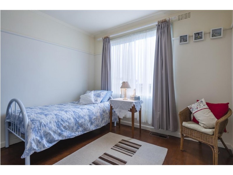 25 Palmer Place, Kyneton VIC 3444