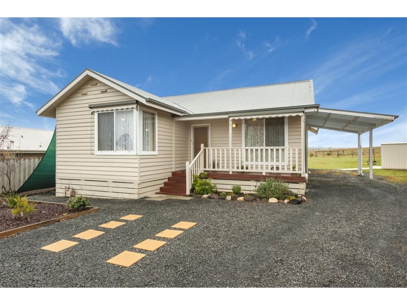 25 Palmer Place, Kyneton VIC 3444