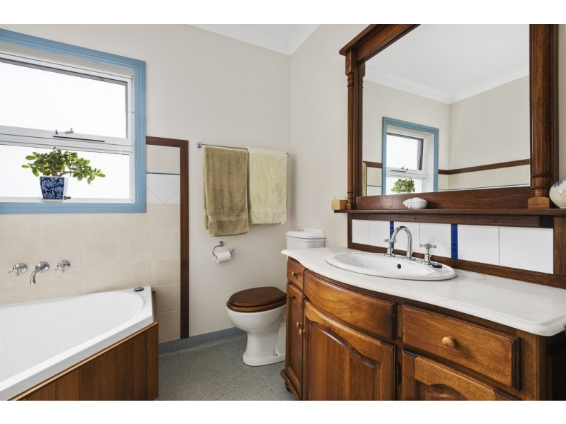 54 Jennings Street, Kyneton VIC 3444