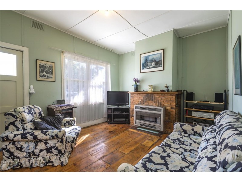 51 Yaldwyn Street West, Kyneton VIC 3444