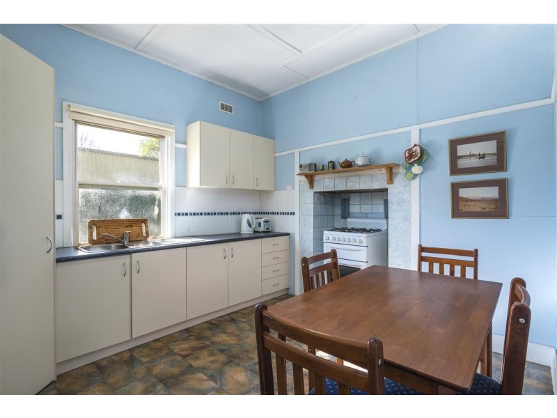 51 Yaldwyn Street West, Kyneton VIC 3444