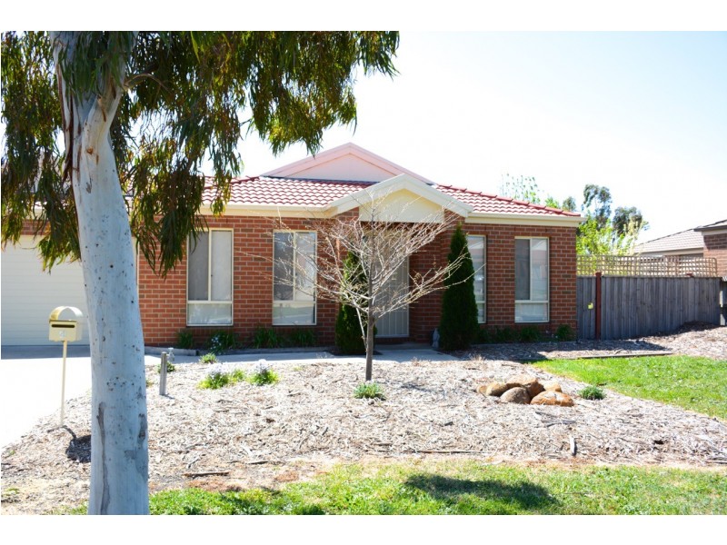 4 Mayfair Way, Kyneton VIC 3444