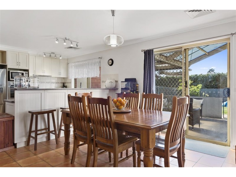 6 Ross Street, Malmsbury VIC 3446