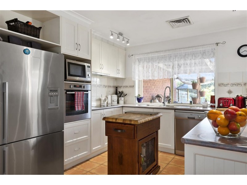 6 Ross Street, Malmsbury VIC 3446