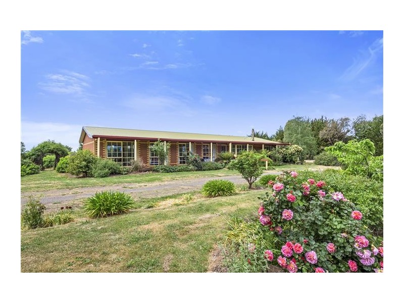 56 Alisons Road, Drummond North VIC 3446