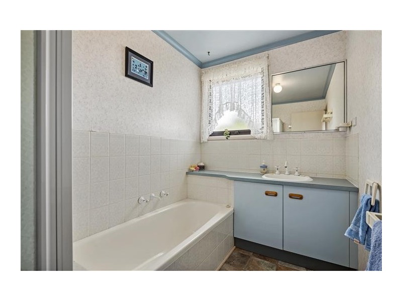 56 Alisons Road, Drummond North VIC 3446