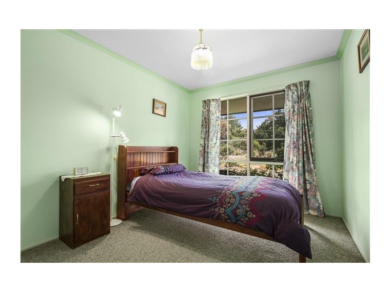 56 Alisons Road, Drummond North VIC 3446