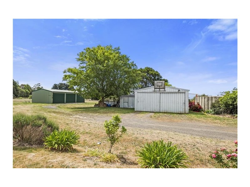 56 Alisons Road, Drummond North VIC 3446