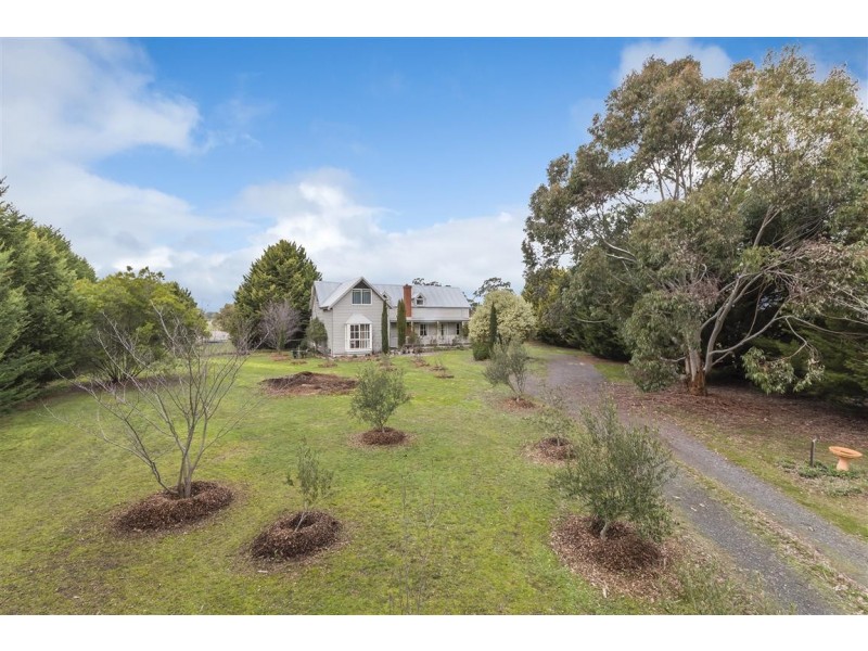 17 Taylors Court, Kyneton VIC 3444