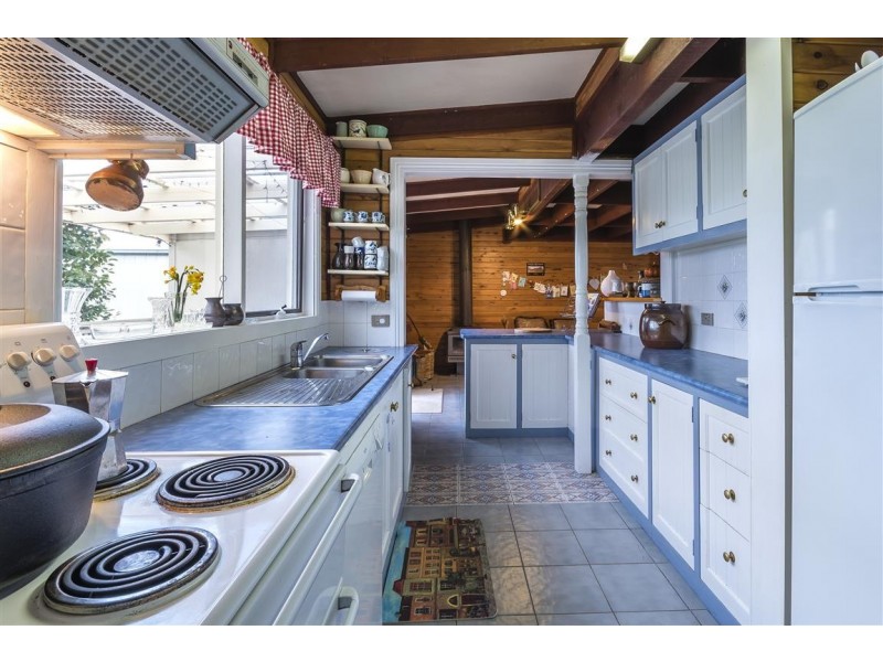 17 Taylors Court, Kyneton VIC 3444