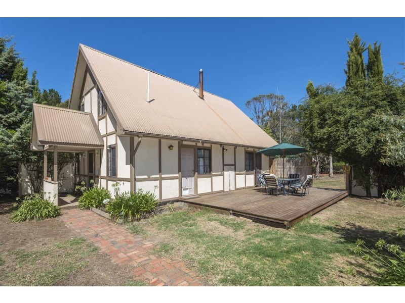 33 Hallorans Lane, Kyneton VIC 3444