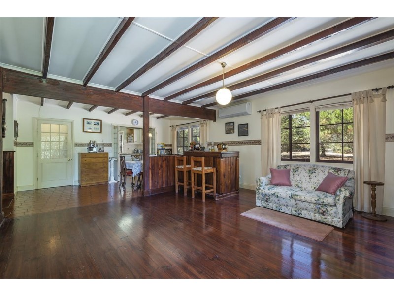 33 Hallorans Lane, Kyneton VIC 3444