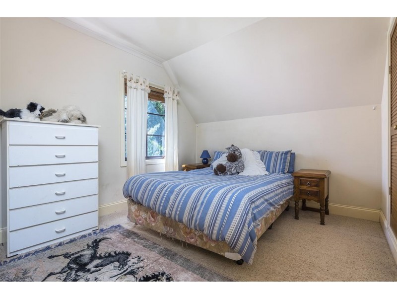 33 Hallorans Lane, Kyneton VIC 3444