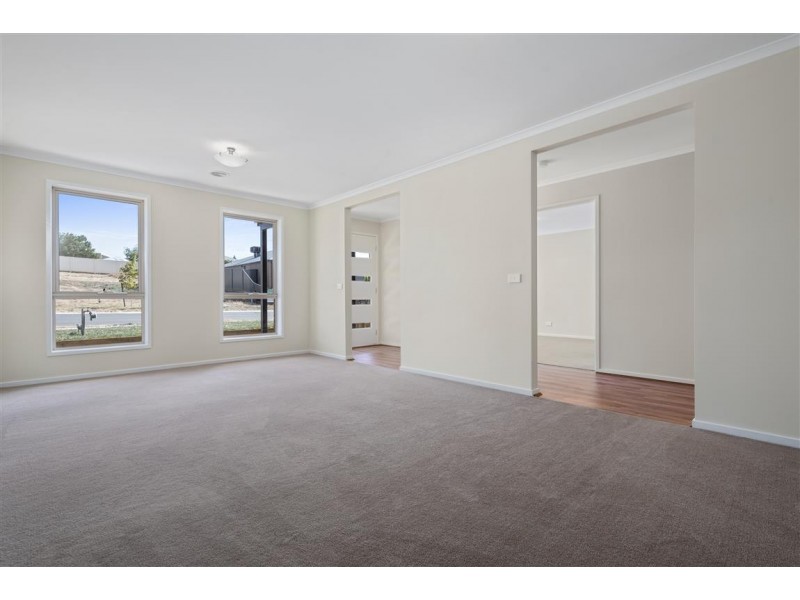 69 Warren Street, Kyneton VIC 3444